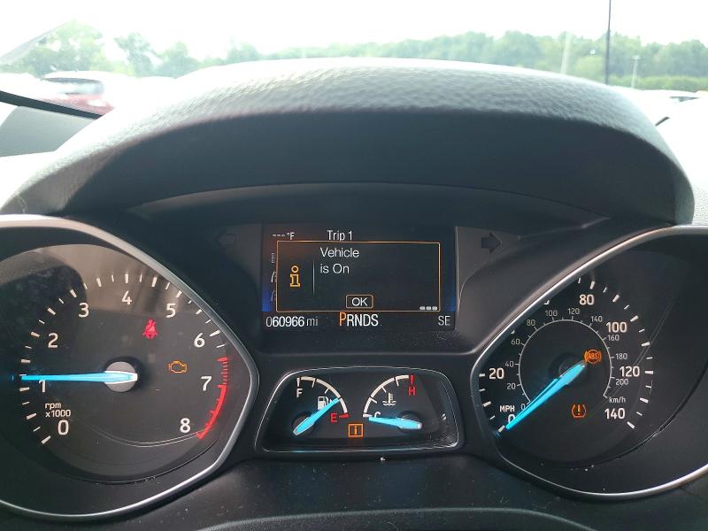 63522126 :رقم المزاد ، 1FMCU0HD5JUA41142 vin ، 2018 Ford Escape مزاد بيع