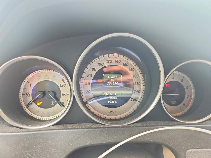 Продажа на аукционе авто 2013 Mercedes-benz C, vin: WDDGF8AB7DA772240, номер лота: 62787826
