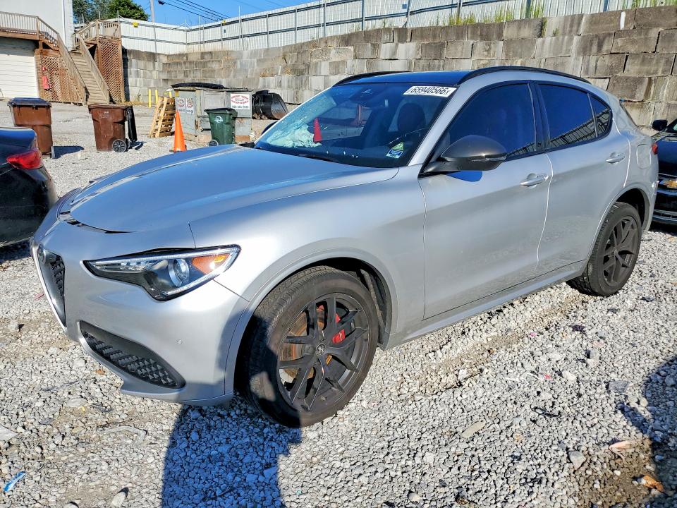 65940566 :رقم المزاد ، ZASPAKAN1L7C75557 vin ، 2020 Alfa Romeo Stelvio مزاد بيع