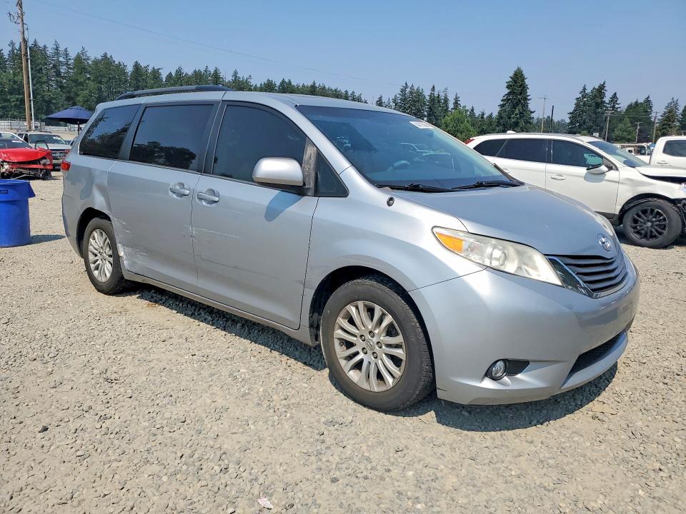 Продаж на аукціоні авто 2014 Toyota Sienna, vin: 5TDYK3DCXES461052, номер лоту: 64013586