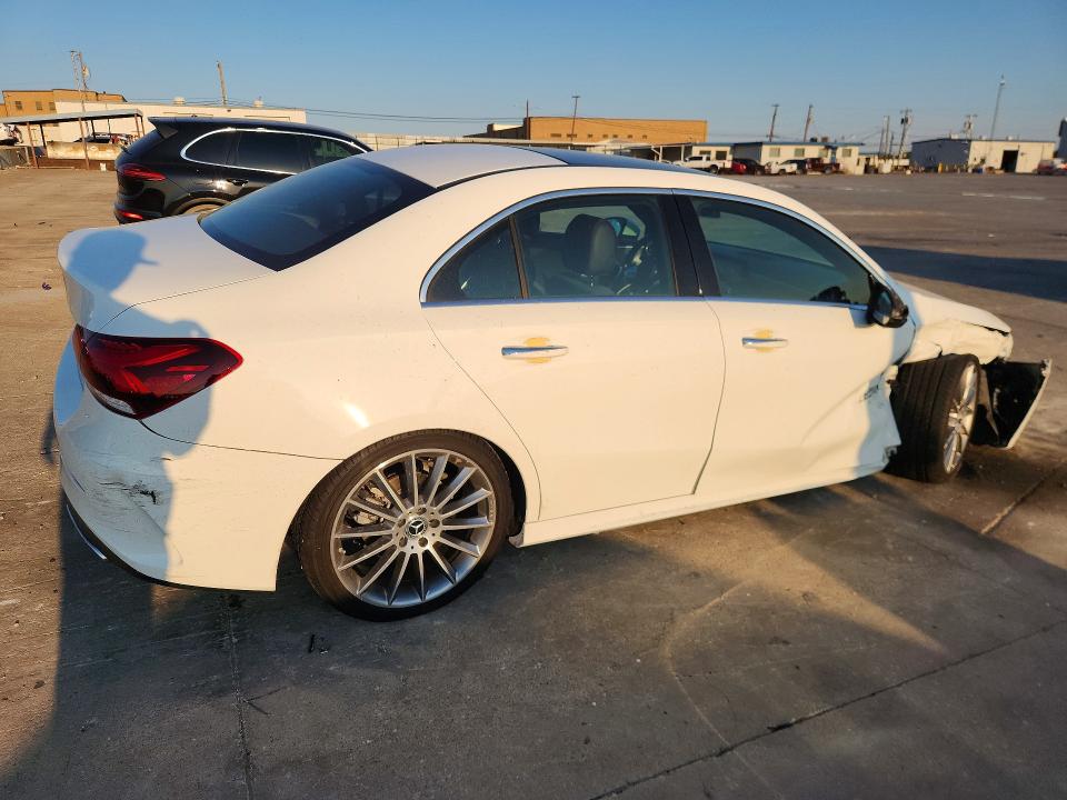 Продаж на аукціоні авто 2022 Mercedes-benz A, vin: W1K3G4EB1NJ360945, номер лоту: 67078566