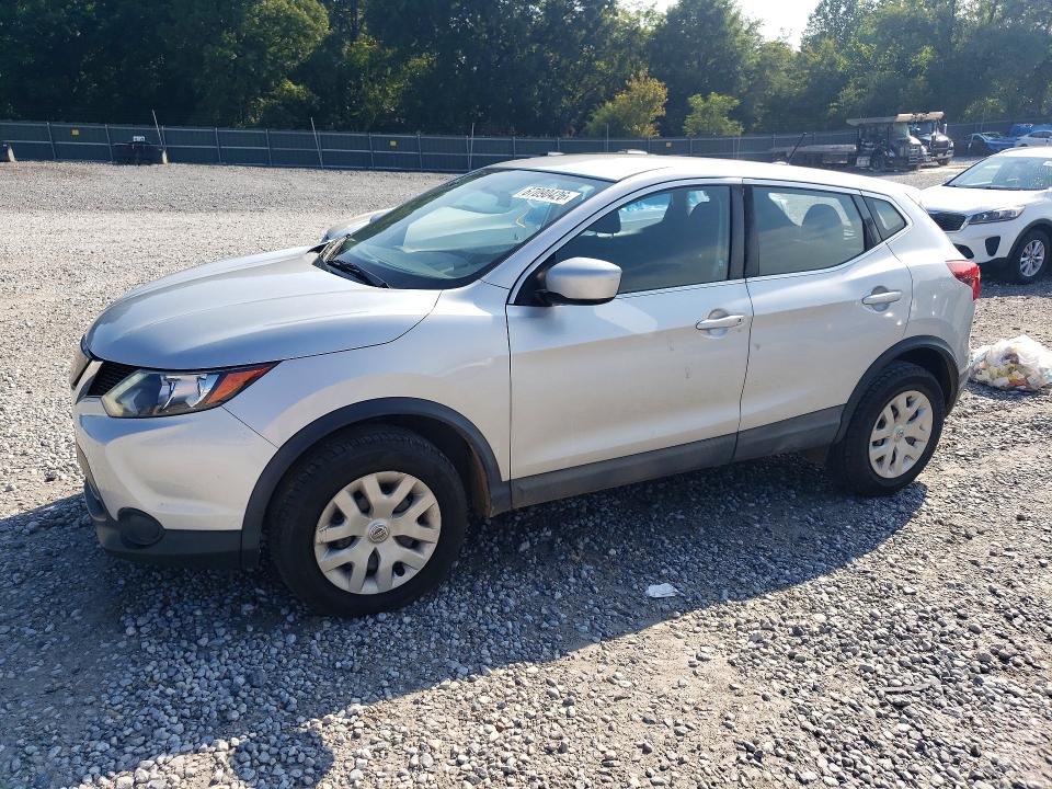 67090426 :رقم المزاد ، JN1BJ1CP1KW210436 vin ، 2019 Nissan Rogue Sport مزاد بيع
