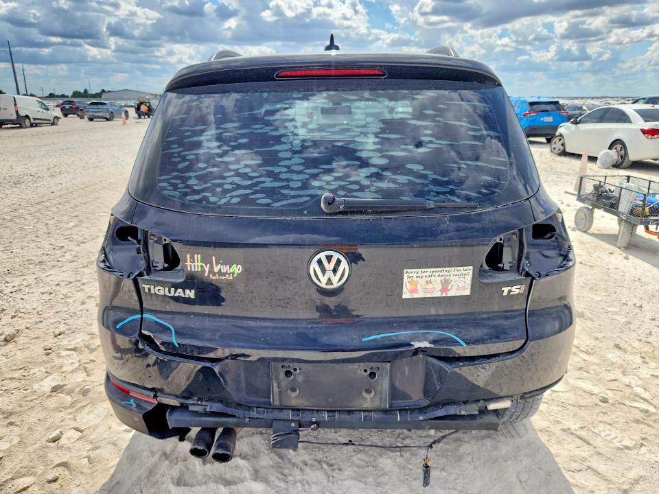 Продажа на аукционе авто 2017 Volkswagen Tiguan, vin: WVGAV7AXXHK013795, номер лота: 64606856