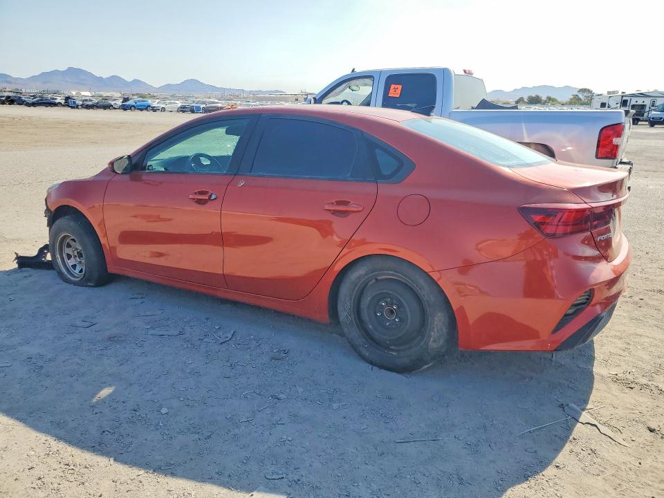 62704956 :رقم المزاد ، 3KPF24AD0PE526465 vin ، 2023 Kia Forte Lxs مزاد بيع