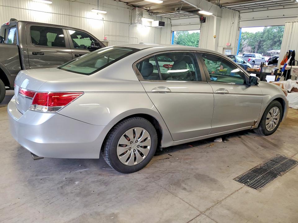 64491166 :رقم المزاد ، 1HGCP2F39CA176325 vin ، 2012 Honda Accord مزاد بيع