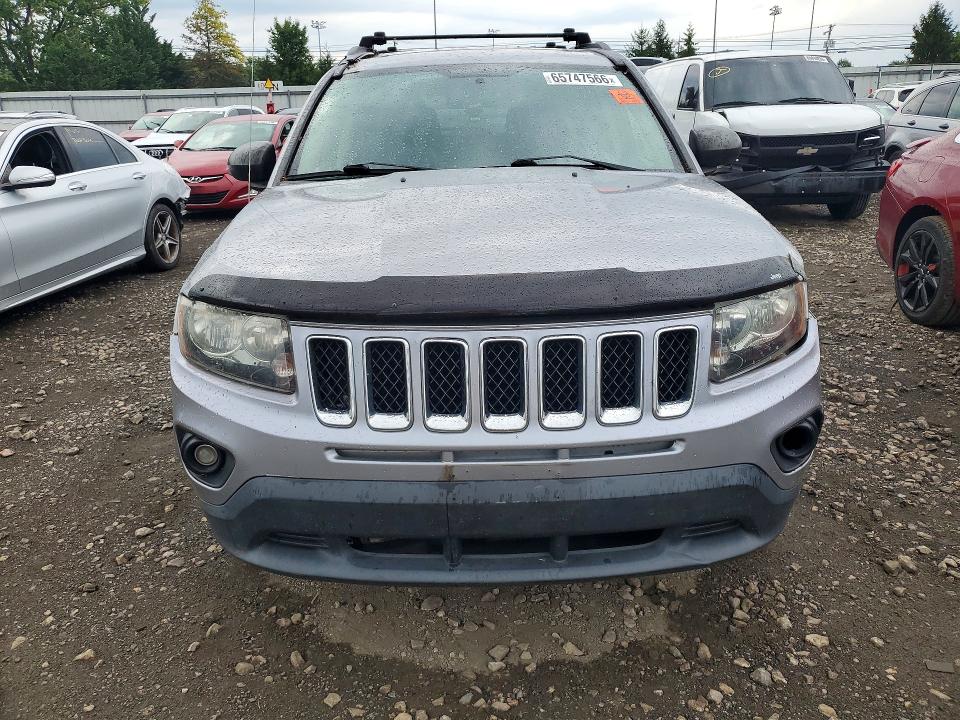 2016 Jeep Compass მანქანა იყიდება აუქციონზე, vin: 1C4NJDBB2GD598720, აუქციონის ნომერი: 65747566