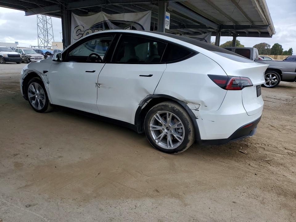 67077626 :رقم المزاد ، 7SAYGDEE3PF967484 vin ، 2023 Tesla Model Y مزاد بيع