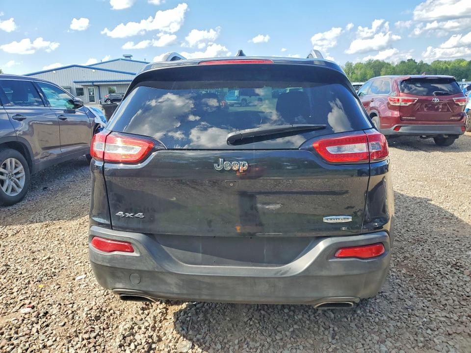 63684106 :رقم المزاد ، 1C4PJMCS6FW753196 vin ، 2015 Jeep Cherokee مزاد بيع