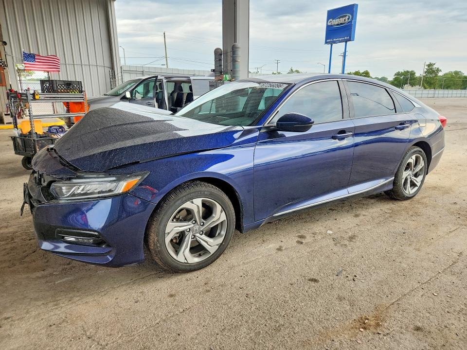 Продажа на аукционе авто 2018 Honda Accord, vin: 1HGCV2F63JA042830, номер лота: 67256096