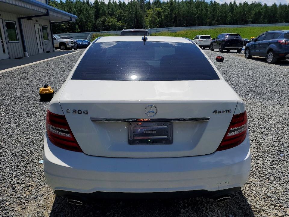 Продаж на аукціоні авто 2012 Mercedes-benz C, vin: WDDGF8BB7CR212751, номер лоту: 65368436
