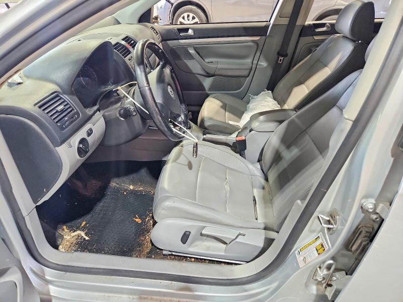 64909316 :رقم المزاد ، 3VWRJ71KX8M122528 vin ، 2008 Volkswagen Jetta مزاد بيع