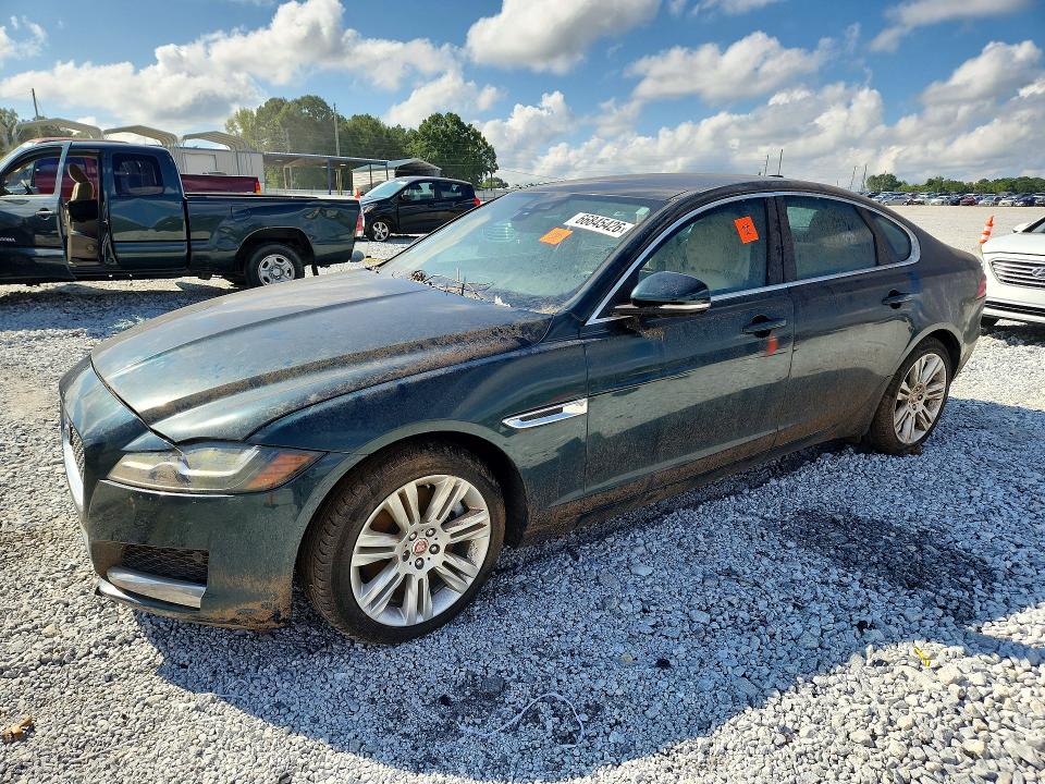 Auction sale of the 2017 Jaguar Xf, vin: SAJBD4BV6HCY32354, lot number: 66845426