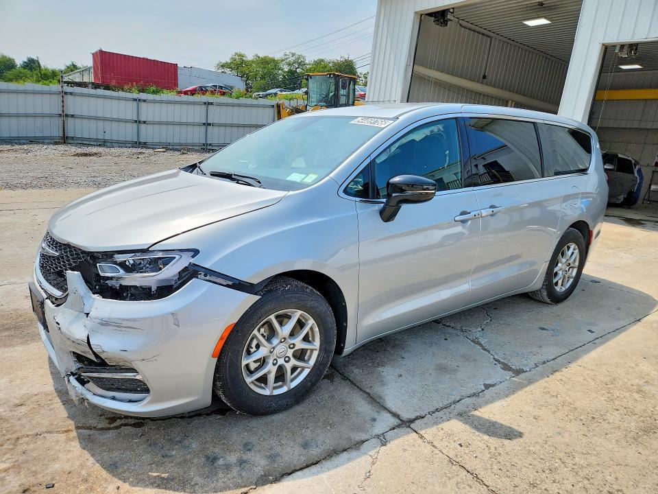 64469766 :رقم المزاد ، 2C4RC1BG8TR260333 vin ، 2026 Chrysler Pacifica مزاد بيع