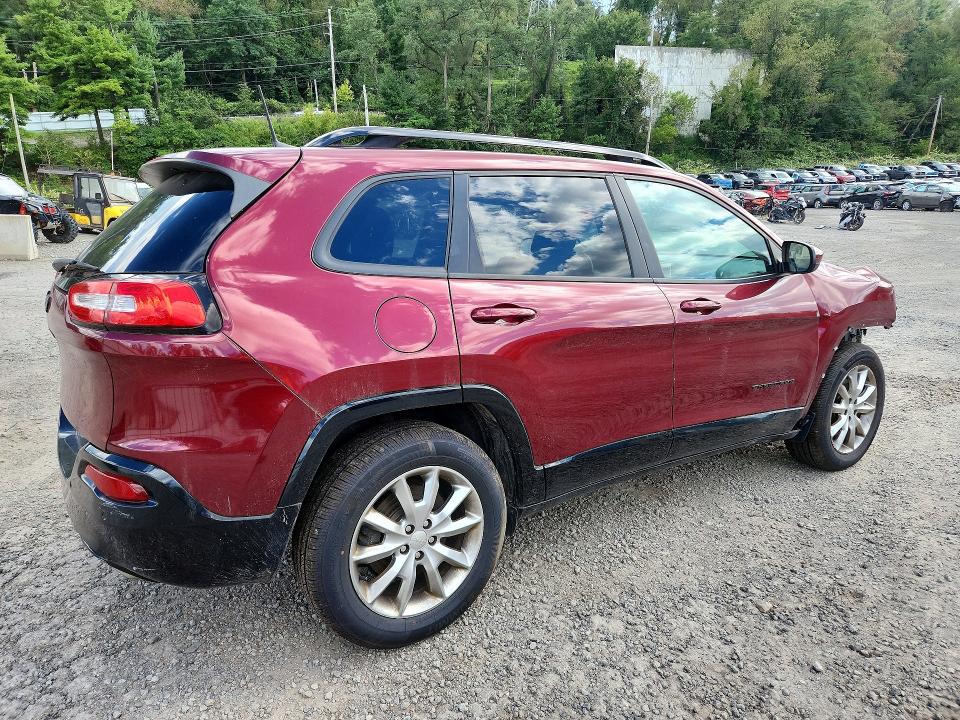 65718546 :رقم المزاد ، 1C4PJMCX2JD610133 vin ، 2018 Jeep Cherokee مزاد بيع