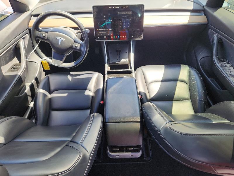 65583836 :رقم المزاد ، 5YJ3E1EA0JF050132 vin ، 2018 Tesla Model 3 مزاد بيع