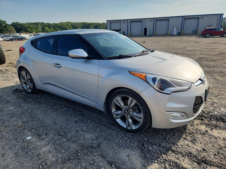 2017 Hyundai Veloster მანქანა იყიდება აუქციონზე, vin: KMHTC6AD8HU316691, აუქციონის ნომერი: 66957496