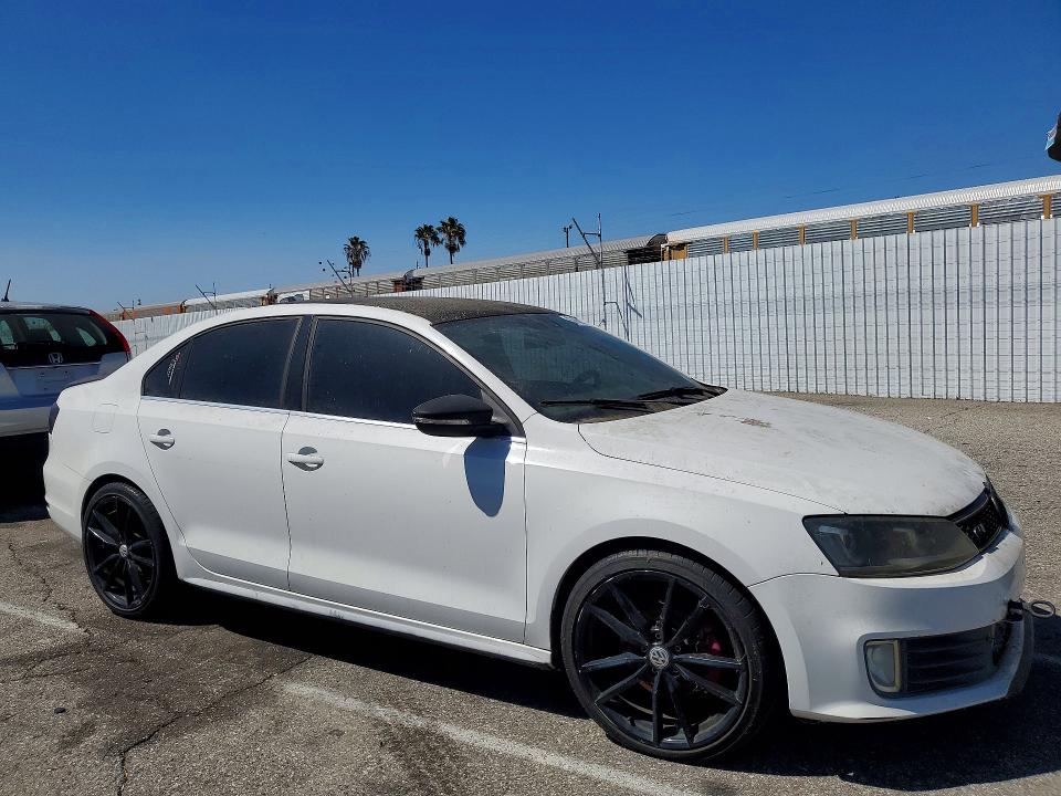Продаж на аукціоні авто 2014 Volkswagen Jetta, vin: 3VW4T7AJ8EM350504, номер лоту: 67456096
