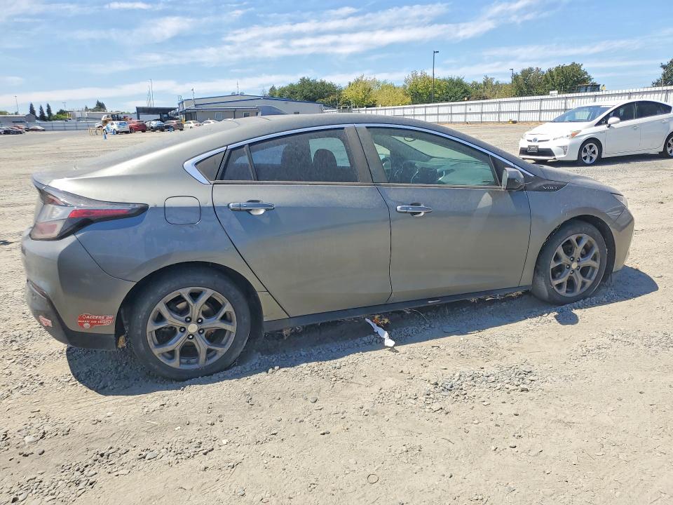 64664136 :رقم المزاد ، 1G1RD6S52HU171031 vin ، 2017 Chevrolet Volt مزاد بيع