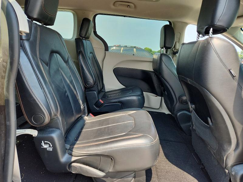 Продажа на аукционе авто 2017 Chrysler Pacifica, vin: 2C4RC1BG8HR608106, номер лота: 63756546