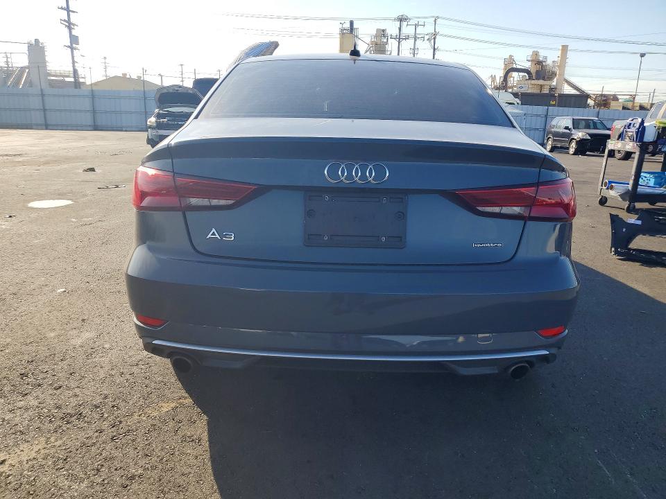 Продаж на аукціоні авто 2019 Audi A3, vin: WAUBEGFFXKA099922, номер лоту: 67090756