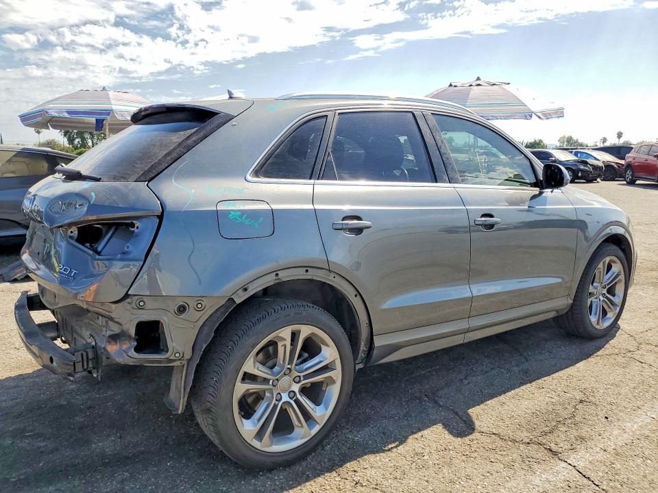 2017 Audi Q3 მანქანა იყიდება აუქციონზე, vin: WA1JCCFSXHR004158, აუქციონის ნომერი: 64136386