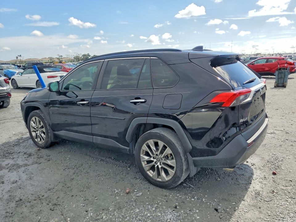 Aukcja sprzedaży 2021 Toyota Rav4, vin: 2T3N1RFVXMC209565, numer aukcji: 63988796