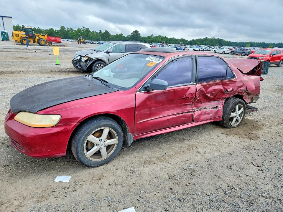 2001 Honda Accord მანქანა იყიდება აუქციონზე, vin: 1HGCG16531A008818, აუქციონის ნომერი: 63192286