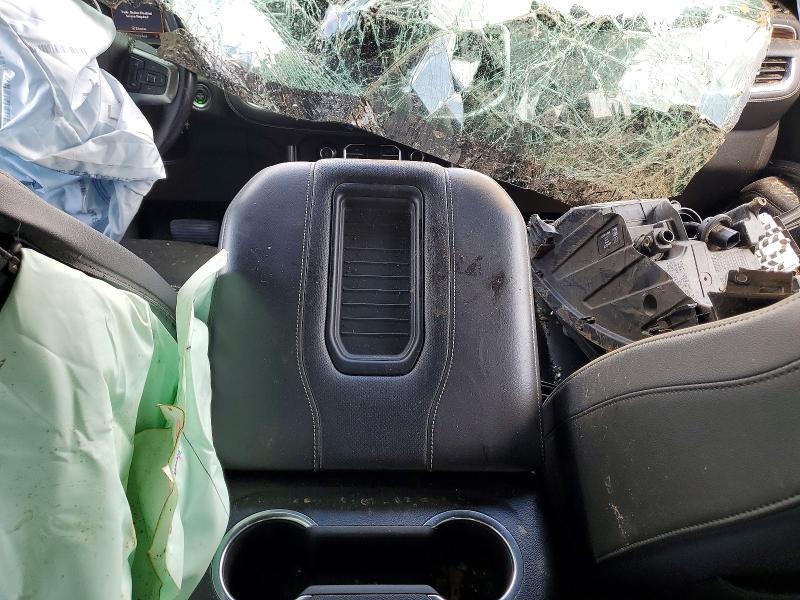 Продаж на аукціоні авто 2021 Chevrolet Suburban, vin: 1GNSCFKD6MR143692, номер лоту: 63824396