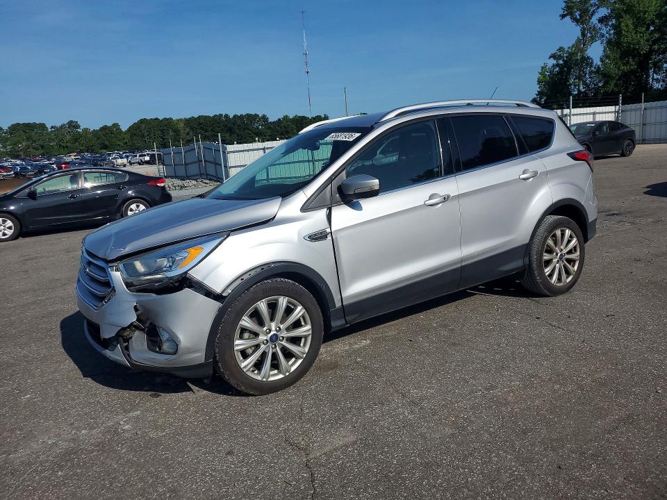 Продаж на аукціоні авто 2017 Ford Escape, vin: 1FMCU0JD5HUD86269, номер лоту: 65681936