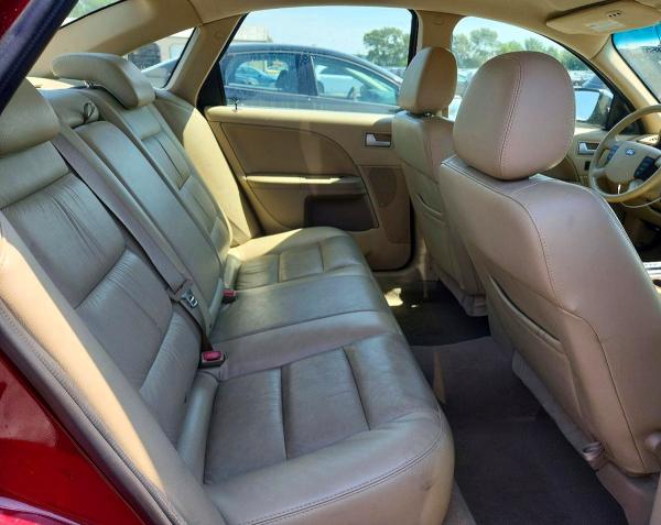 Продажа на аукционе авто 2007 Ford Five Hundred, vin: 1FAFP25127G104161, номер лота: 67132466