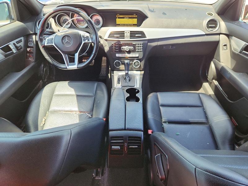 2012 Mercedes-benz C მანქანა იყიდება აუქციონზე, vin: WDDGF4HB2CR238884, აუქციონის ნომერი: 65508976