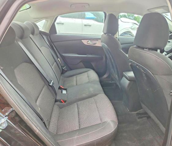 2024 Kia Forte მანქანა იყიდება აუქციონზე, vin: 3KPF24AD3RE836144, აუქციონის ნომერი: 64731246