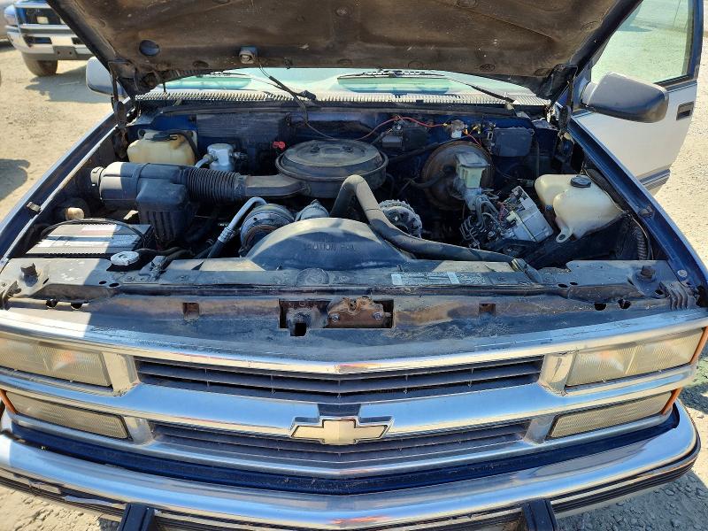 Auction sale of the 1994 Chevrolet Suburban, vin: 1GNFK16K9RJ379730, lot number: 65182136