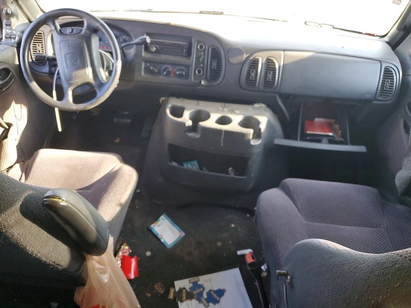 63410486 :رقم المزاد ، 2B6KB31Z52K117127 vin ، 2002 Dodge Ram Van مزاد بيع