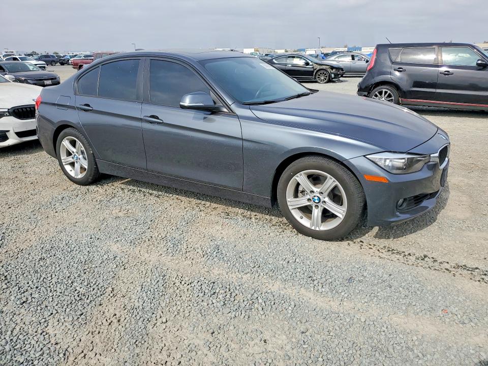 2015 Bmw 328 მანქანა იყიდება აუქციონზე, vin: WBA3C1C52FK120748, აუქციონის ნომერი: 63606436