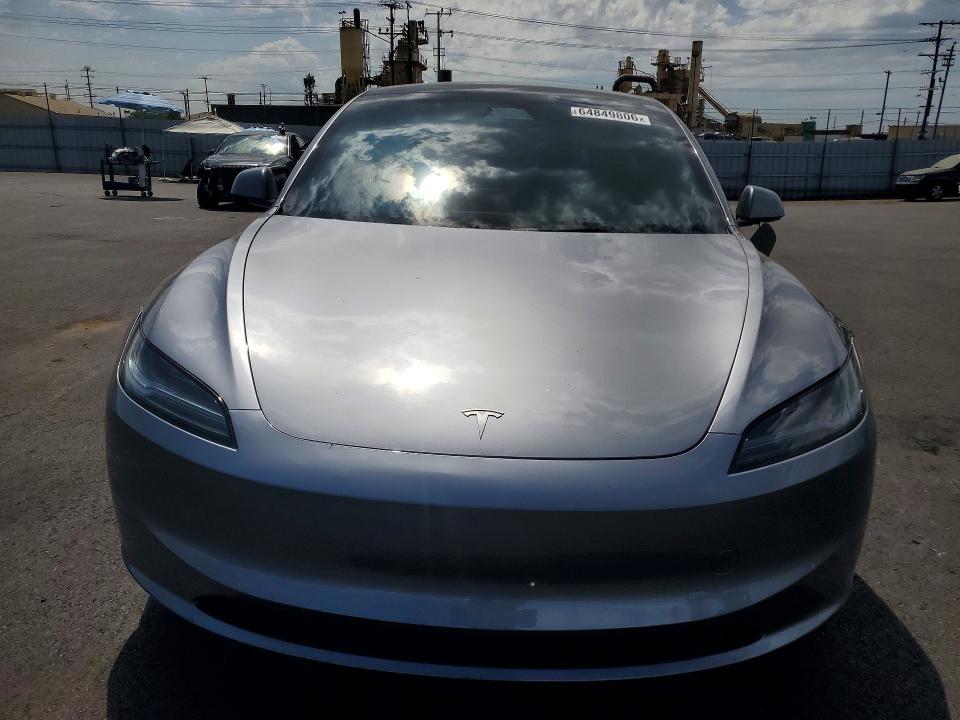 64849806 :رقم المزاد ، 5YJ3E1EA8SF896476 vin ، 2025 Tesla Model 3 مزاد بيع
