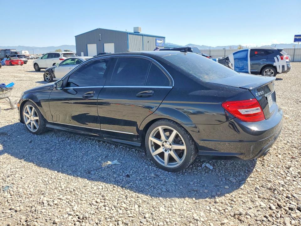 Продаж на аукціоні авто 2013 Mercedes-benz C, vin: WDDGF4HB9DR263783, номер лоту: 66936876