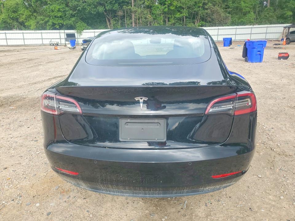 63925816 :رقم المزاد ، 5YJ3E1EA0MF085984 vin ، 2021 Tesla Model 3 مزاد بيع