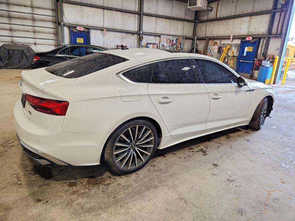 Продажа на аукционе авто 2024 Audi A5, vin: WAUEACF59RA074559, номер лота: 65514536