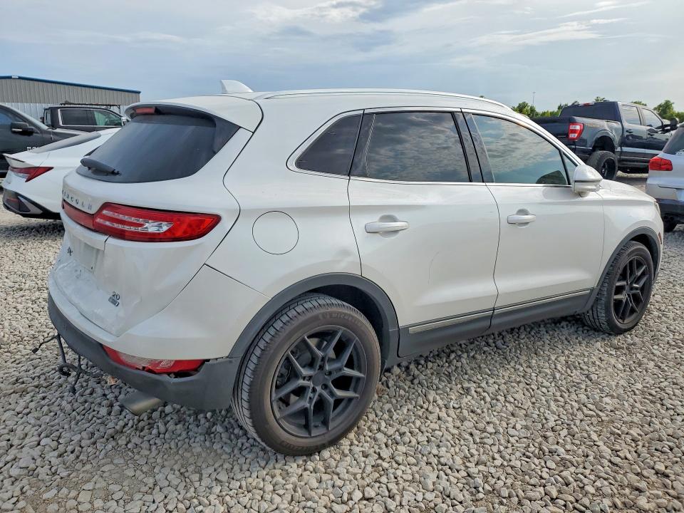 Продаж на аукціоні авто 2016 Lincoln Mkc, vin: 5LMCJ3C99GUJ05461, номер лоту: 63909376