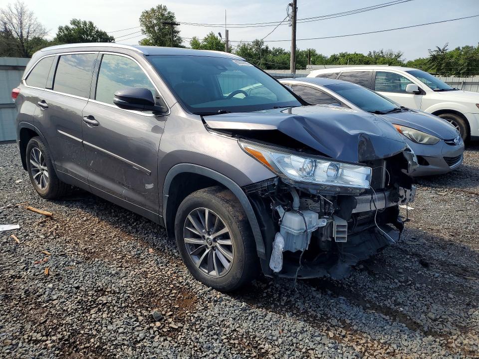 Aukcja sprzedaży 2019 Toyota Highlander, vin: 5TDJZRFH9KS588508, numer aukcji: 66656506
