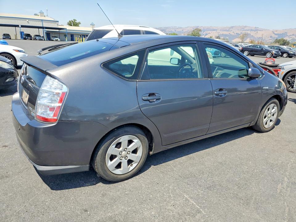 2006 Toyota Prius მანქანა იყიდება აუქციონზე, vin: JTDKB20U963197050, აუქციონის ნომერი: 63206626