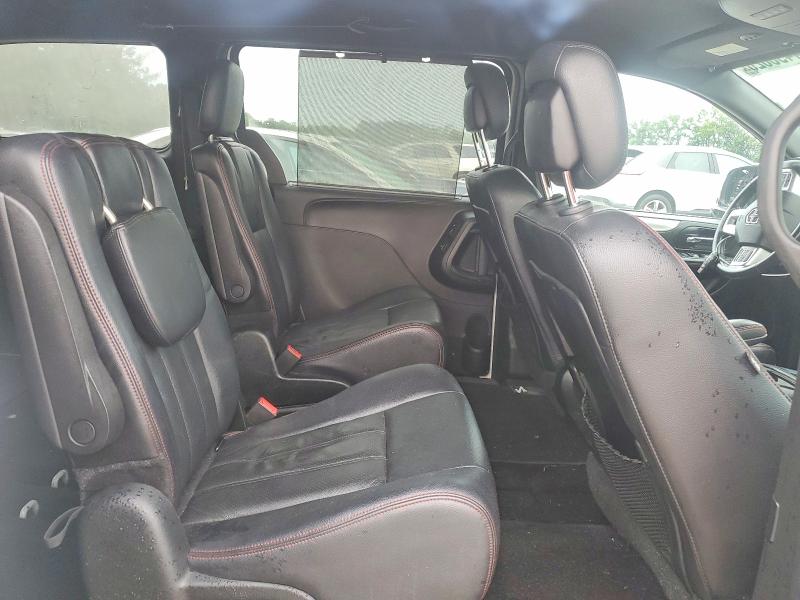 64493626 :رقم المزاد ، 2C4RDGEG4JR147553 vin ، 2018 Dodge Grand Caravan مزاد بيع