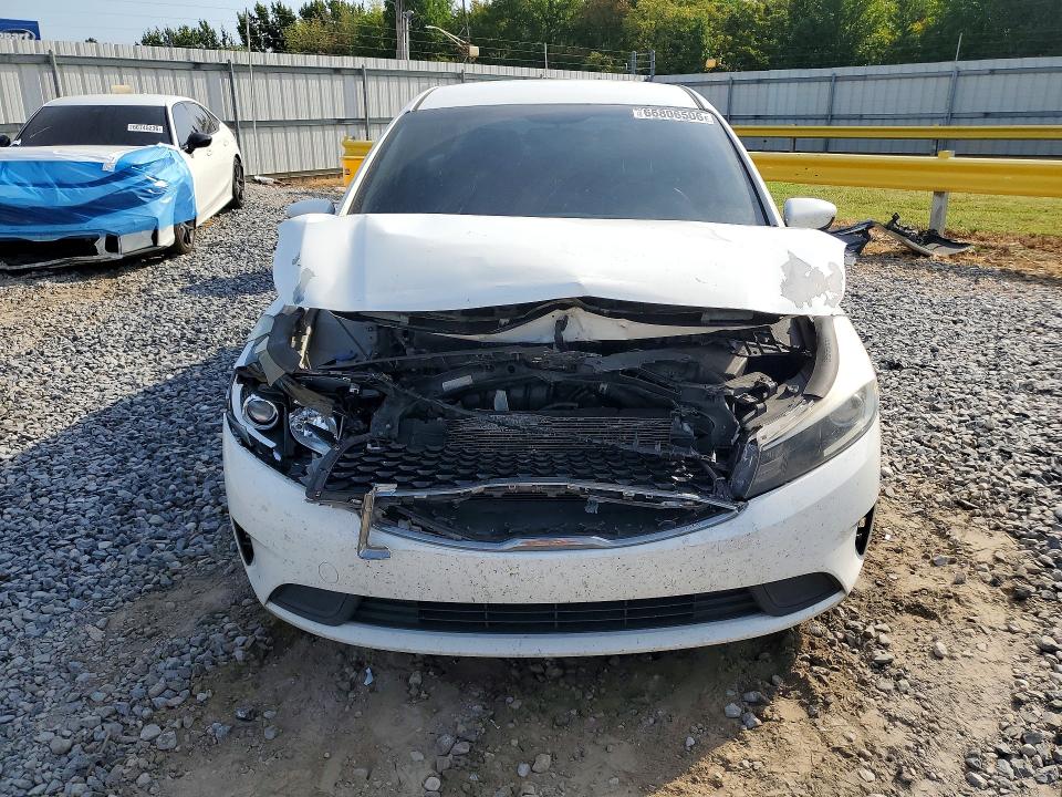 66806506 :رقم المزاد ، 3KPFK4A78HE034097 vin ، 2017 Kia Forte مزاد بيع