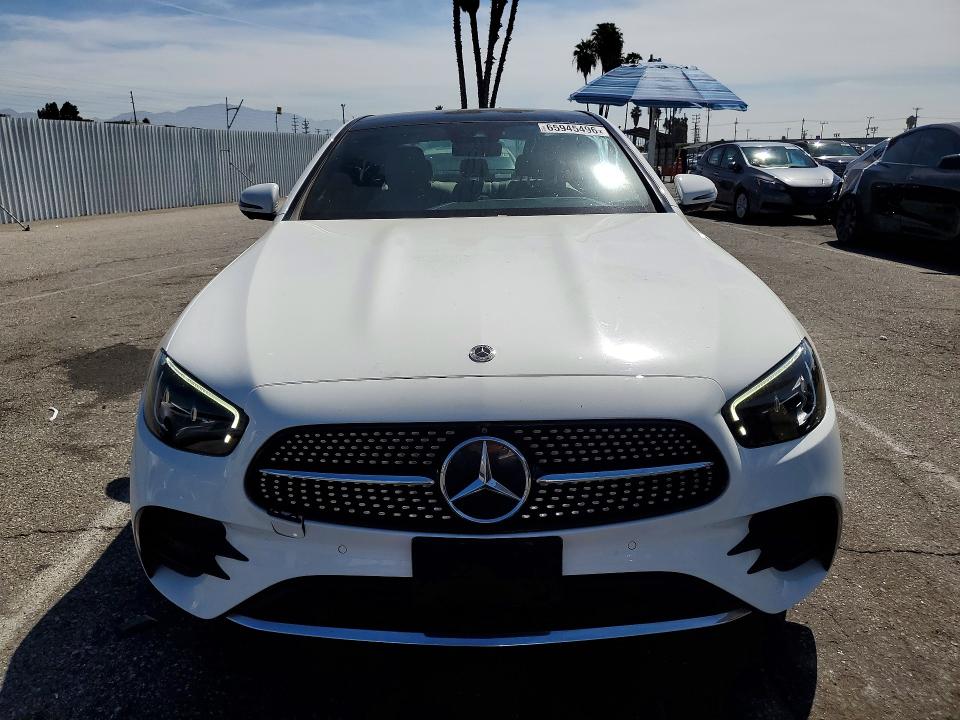 Продажа на аукционе авто 2022 Mercedes-benz E, vin: W1KZF8DB4NB012587, номер лота: 65945496