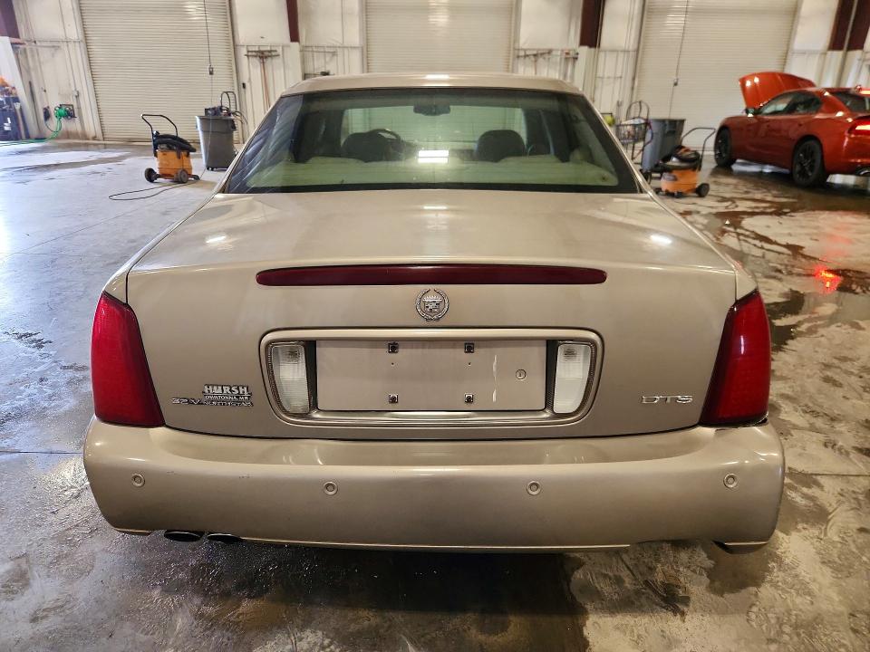2001 Cadillac Deville მანქანა იყიდება აუქციონზე, vin: 1G6KF57931U102088, აუქციონის ნომერი: 64532786