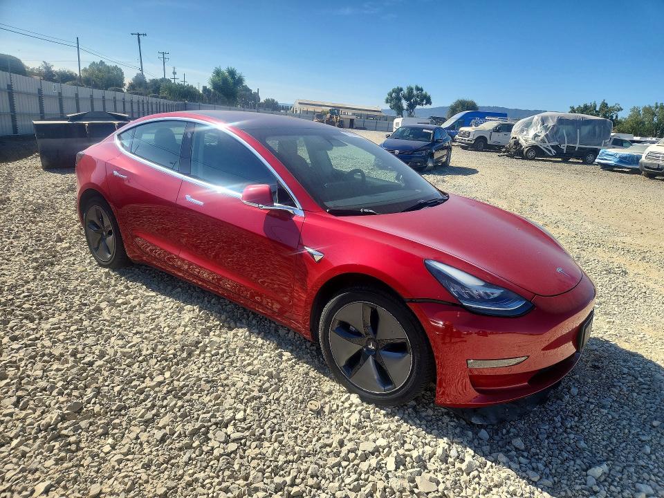 65759626 :رقم المزاد ، 5YJ3E1EB4JF093431 vin ، 2018 Tesla Model 3 مزاد بيع
