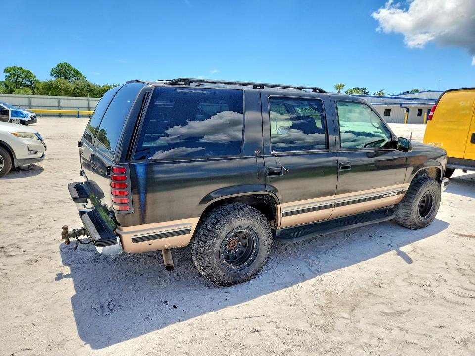 64674936 :رقم المزاد ، 1GKEK13R2WJ719998 vin ، 1998 Gmc Yukon مزاد بيع