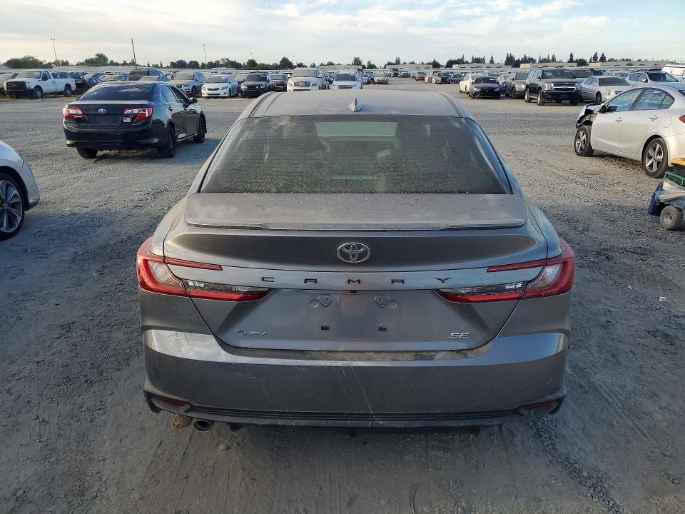 2026 Toyota Camry მანქანა იყიდება აუქციონზე, vin: 4T1DAACK2TU704811, აუქციონის ნომერი: 66268106