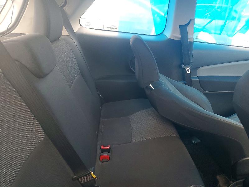 Продаж на аукціоні авто 2017 Toyota Yaris, vin: VNKJTUD35HA077578, номер лоту: 64607476